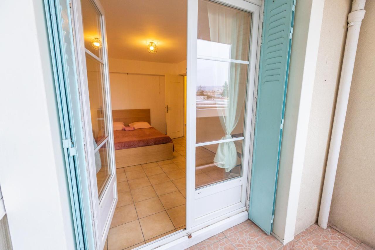 Superbe T4 Renove Spacieux Avec Stationnement Libre Et Gratuit Lejlighed Marseille Eksteriør billede