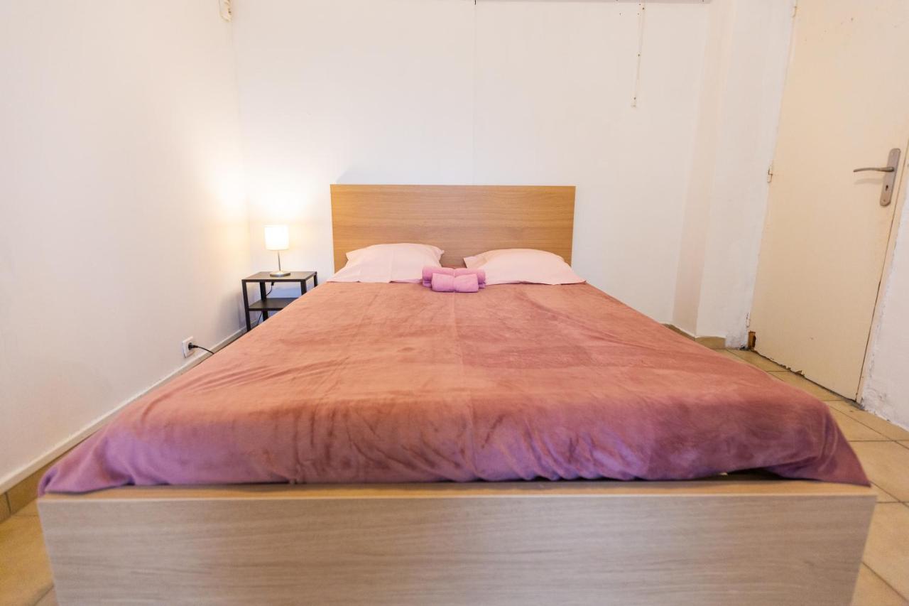 Superbe T4 Renove Spacieux Avec Stationnement Libre Et Gratuit Lejlighed Marseille Eksteriør billede