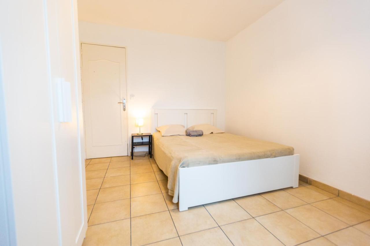 Superbe T4 Renove Spacieux Avec Stationnement Libre Et Gratuit Lejlighed Marseille Eksteriør billede