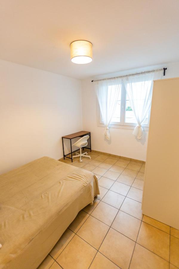 Superbe T4 Renove Spacieux Avec Stationnement Libre Et Gratuit Lejlighed Marseille Eksteriør billede