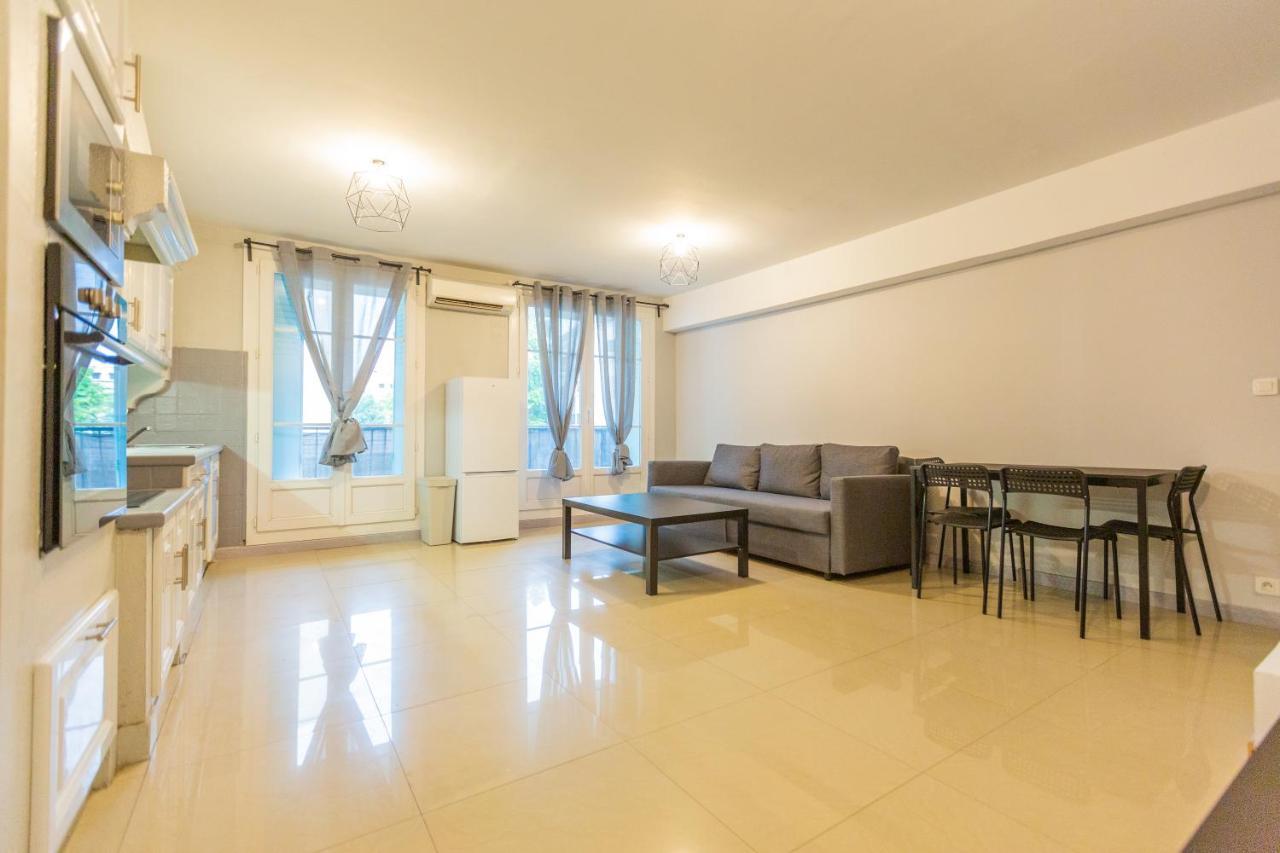 Superbe T4 Renove Spacieux Avec Stationnement Libre Et Gratuit Lejlighed Marseille Eksteriør billede